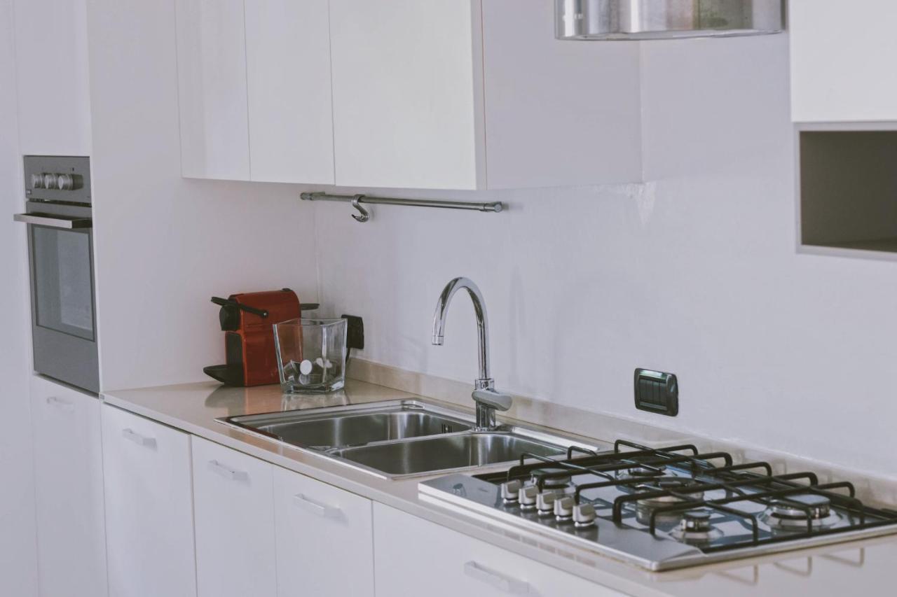 Casa Lobe - Charming Apartment In Village Centre La Morra Buitenkant foto
